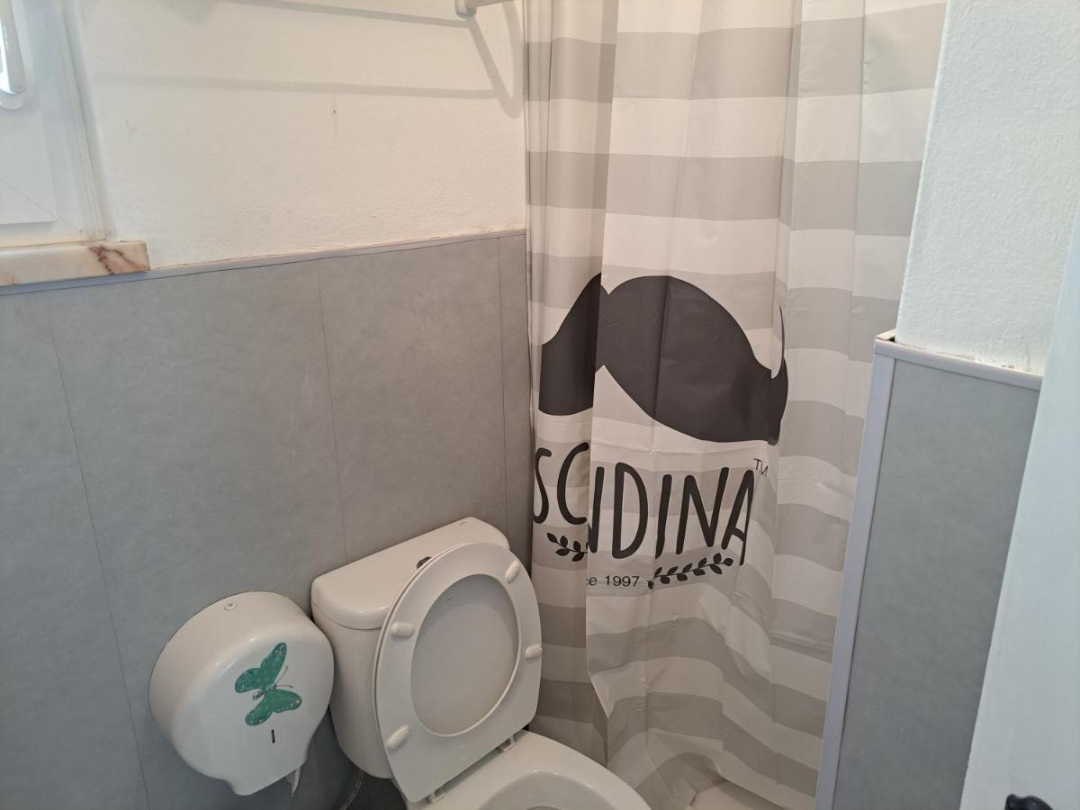 Guest Daires Coimbra Luaran gambar