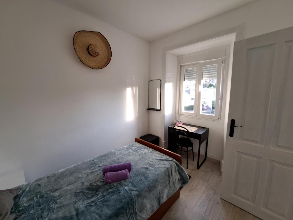 Guest Daires Coimbra Luaran gambar